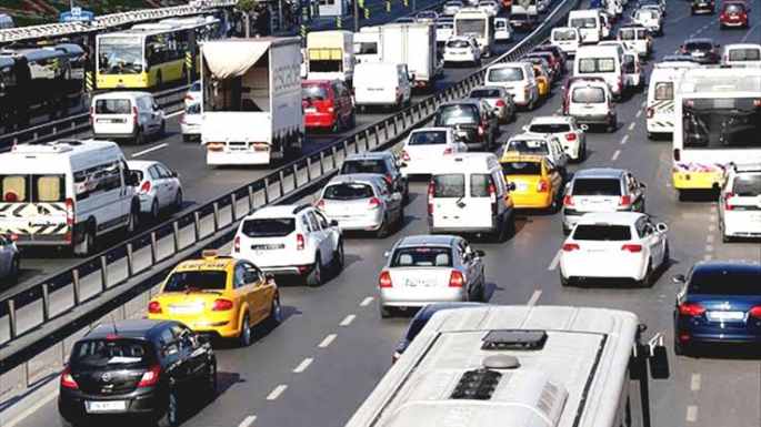 Trafikteki araç sayısı 224 bin 378 arttı - Son Dakika Haberleri