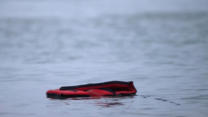 Manş Denizi'nde göçmen botu battı: 6 kişi öldü - Son Dakika Haberleri